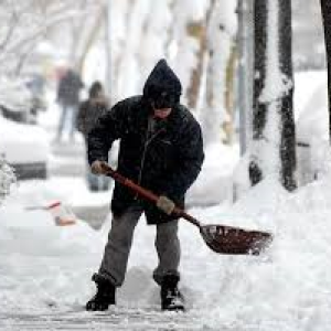 Can shoveling snow be hazardous to your health?